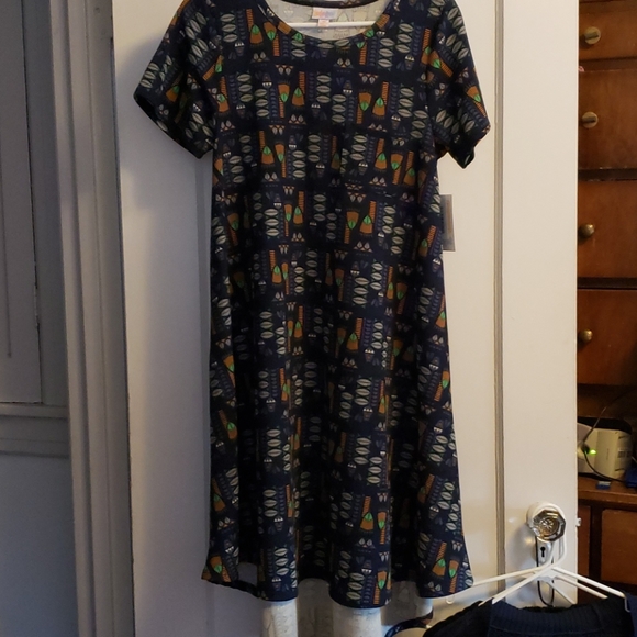 Dress - Picture 2 of 5